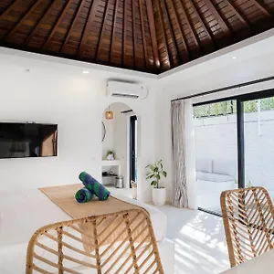 Villa Lotus - Close To Wanderlust Crossfit, Bali Mma And Soma Fight Club *