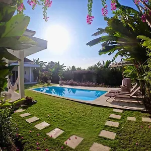 Villa Wonderful Designer Huge Garden Near Samadi *