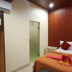 Gustav Bali And Massage Bed & Breakfast *