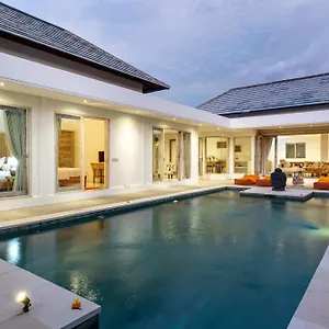 Wonderful 4br In Villa Seminyak (Bali)