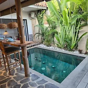 Villa Crush Of Heart With Swimming Pool Umalas (Bali)