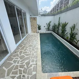 Krista 1 Villa