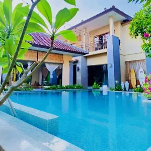 Tattva Uluwatu, Surf & Yoga Retreat Homestay Jimbaran (Bali)