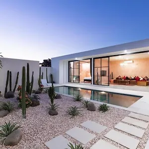 A Modern Moroccan Elegance, Private 3-bedroom *