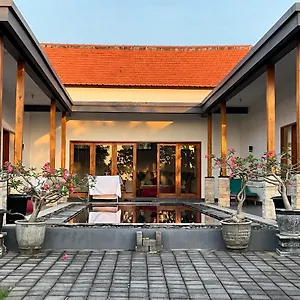 Tropical Paradise In Karangasem Bali Villa
