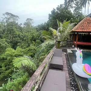 Bayu Jungle View Ubud Villa *