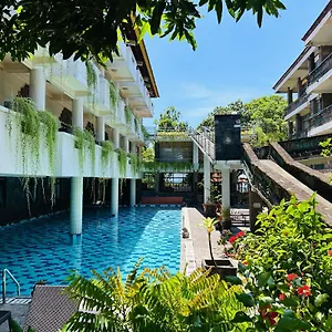 Melasti Kuta & 3* Кута