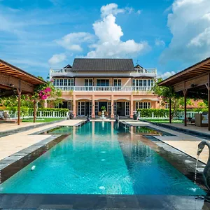 Negara Lodge