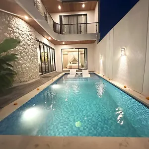 Balangan Peak Retreat - New 3br *