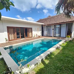 Veyla 10 Mins Walk To Villa Seminyak (Bali)