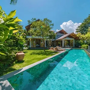 Villa View 5 Bedroom River View Cyn Canggu (Bali)