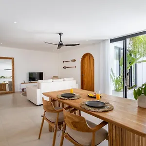New Manis Proche * Seminyak (Bali)