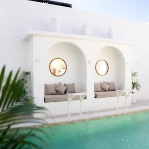Antana Hotell