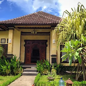 Homestay Kirana *