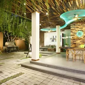 The Kasih & Seminyak (Bali)