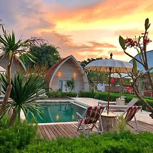 La Roja Holiday park 3*