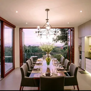 The Darling Ocean View Villa Uluwatu (Bali)