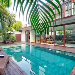 Axis Villa, *