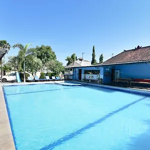 Guest house Reddoorz @ 3*