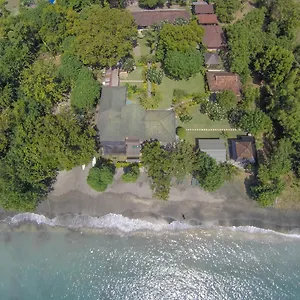 Reef Seen Divers' Resort