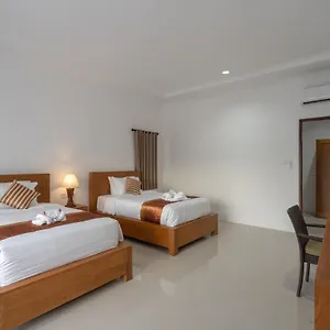 Hotel Nusa Indah Onai 3*